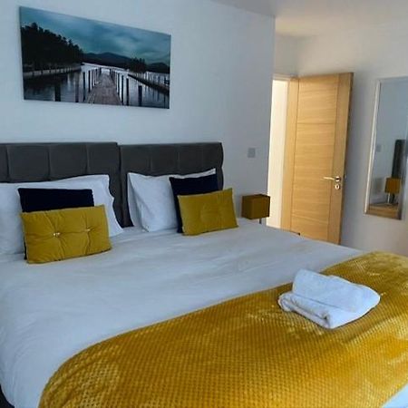 Marie'S Serviced Apartments- 2 Bedroom City Stay Bedford Buitenkant foto